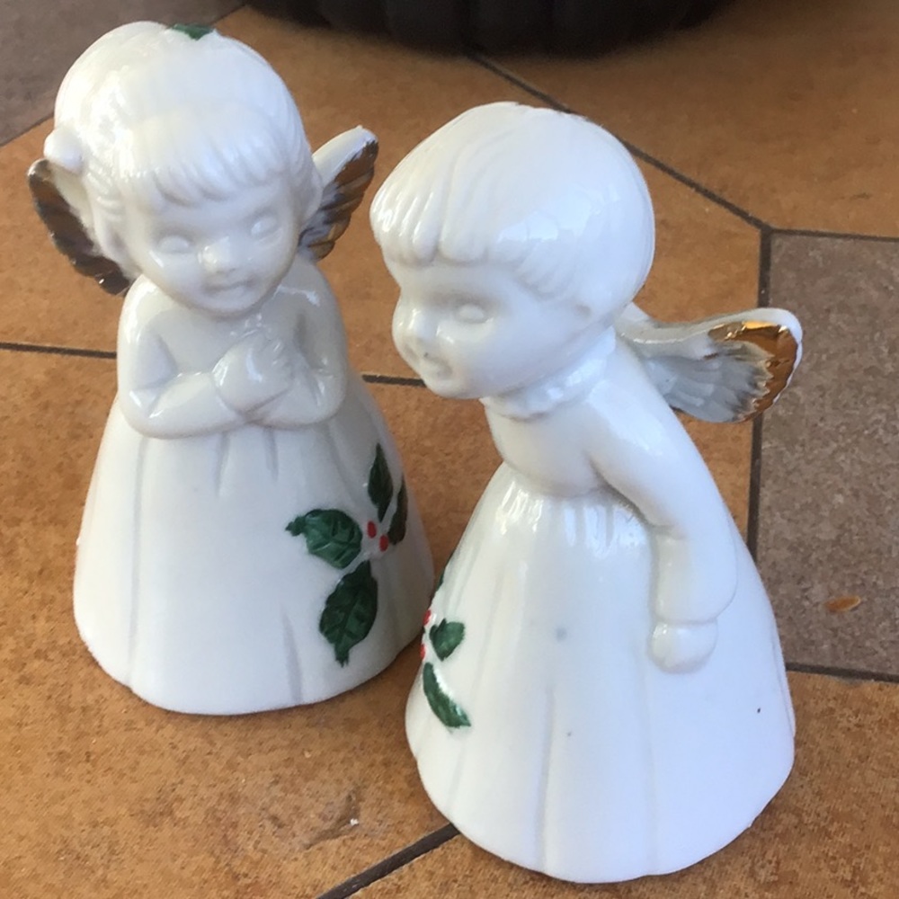 Set of ceramic angels